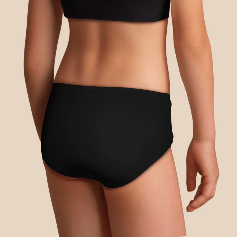 Mannequin portant le maillot Lilou vu de dos